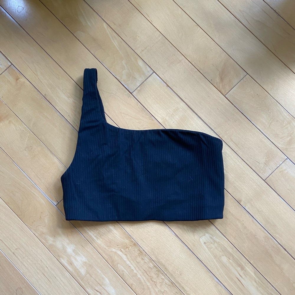 Lululemon align asymmetrical sports bra